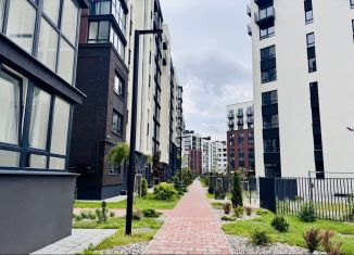 Продается двухкомнатная квартира, 68.6 м2, Калининград, Арсенальная улица, 31к1