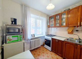Продам 3-ком. квартиру, 58.8 м2, Бахчисарай, улица Гагарина, 1