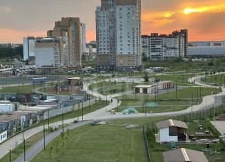 Продам 2-комнатную квартиру, 57.8 м2, Липецк, улица Леонтия Кривенкова, 35