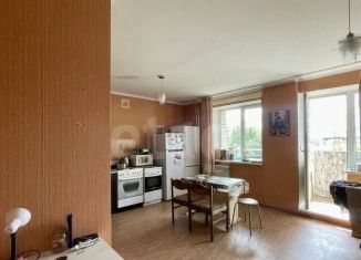 Продаю квартиру студию, 41.1 м2, Златоуст, улица 50-летия Октября, 4