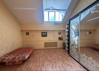 Сдача в аренду 1-комнатной квартиры, 40 м2, Уфа, улица Крупской, 8