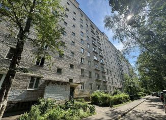 Продается трехкомнатная квартира, 56 м2, Серпухов, улица Полянка, 18
