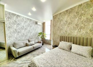 Продаю однокомнатную квартиру, 38 м2, Геленджик, Крымская улица, 22к13