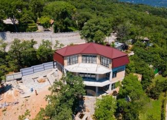 Продаю дом, 581.1 м2, посёлок городского типа Ливадия, улица Батурина