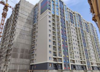 Продаю 1-комнатную квартиру, 36.1 м2, Махачкала, улица Времена Года, 1