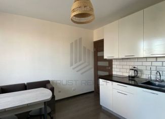 Сдается 1-комнатная квартира, 39 м2, посёлок Парголово, Толубеевский проезд, 14к1