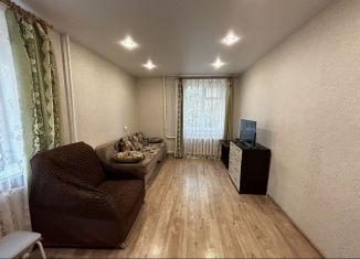 Однокомнатная квартира в аренду, 31.9 м2, Волхов, Новгородская улица