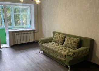Сдаю в аренду 3-комнатную квартиру, 55 м2, Курск, Школьная улица, 5к1