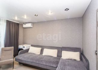 Продаю 2-ком. квартиру, 51.8 м2, Тобольск, 9-й микрорайон, 22Б