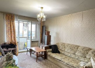 Продам 2-ком. квартиру, 51 м2, Челябинск, Ленинский район, улица Южный Бульвар, 2