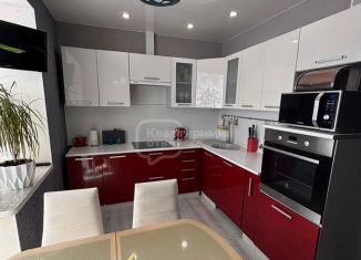 Продажа 2-ком. квартиры, 65.3 м2, Владимир, улица Нижняя Дуброва, 3