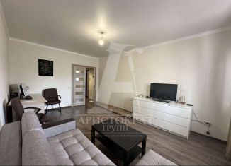 Продаю однокомнатную квартиру, 38 м2, Пятигорск, улица Ермолова, 14