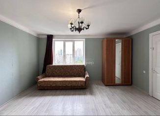 Продажа двухкомнатной квартиры, 51.1 м2, Санкт-Петербург, проспект Наставников, 14, метро Ладожская