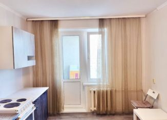 Продаю двухкомнатную квартиру, 60 м2, Кириши, улица Энергетиков, 10