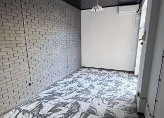 Продаю торговую площадь, 65 м2, Волгодонск, Ноябрьский переулок, 23