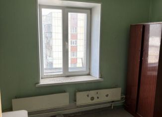 Продам комнату, 12 м2, Миасс, улица Победы, 2