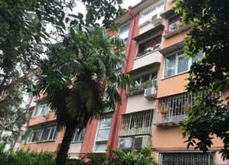 Продаю 2-комнатную квартиру, 54 м2, Сочи, улица Роз, 50, микрорайон Центральный