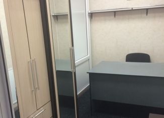 Сдам в аренду офис, 7 м2, Ростов-на-Дону, улица Доватора, 185А, Советский район