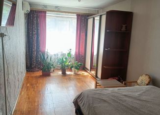 Продаю 3-ком. квартиру, 68.2 м2, Гулькевичи, переулок Содружества, 5