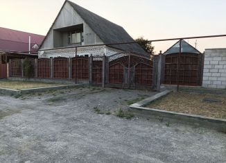 Продаю дом, 103 м2, Прохладный, улица Воинов-Интернационалистов, 12