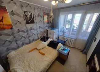 Продается двухкомнатная квартира, 45 м2, Малоярославец, Коммунистическая улица, 2