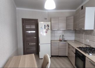 Продаю 1-ком. квартиру, 37.4 м2, Аксай, улица Речников, 12к1, ЖК Березовый Квартал