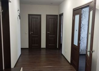 Сдается трехкомнатная квартира, 85 м2, Тульская область, Новомосковская улица, 16