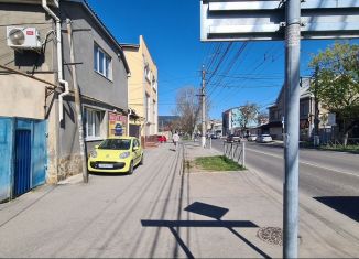 Продается двухкомнатная квартира, 37 м2, Симферополь, улица Козлова, 31