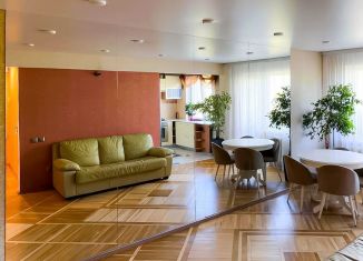 Продам 3-ком. квартиру, 57.5 м2, Краснодар, улица Стасова, 164, микрорайон Черемушки