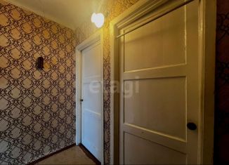 Продается двухкомнатная квартира, 49.2 м2, Челябинск, Калининский район, Российская улица, 19А