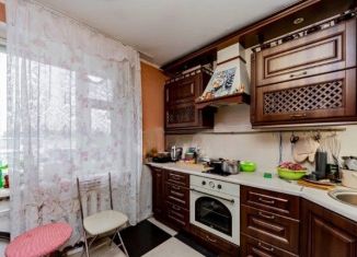 Продаю 2-ком. квартиру, 52.9 м2, Тюмень, улица Валерии Гнаровской, 10, Восточный округ