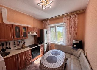 Продаю двухкомнатную квартиру, 53.5 м2, Северодвинск, проспект Труда, 57