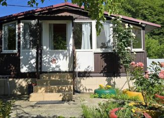 Сдам в аренду дом, 36 м2, посёлок городского типа Дагомыс, Армавирская улица, 164/1