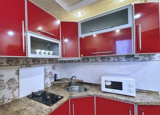 Сдается в аренду 1-комнатная квартира, 42 м2, Калуга, Пригородная улица, 11