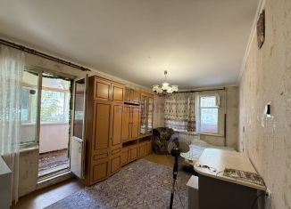 Продаю однокомнатную квартиру, 39.9 м2, поселок городского типа Массандра, Стахановская улица, 17