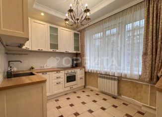 Продам 3-комнатную квартиру, 96 м2, Тюмень, улица Седова, 15