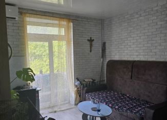 Продается 2-ком. квартира, 55 м2, Керчь, улица Ленина, 28