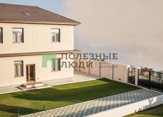 Продам дом, 191.4 м2, село Михайловка, Интернациональная улица, 26