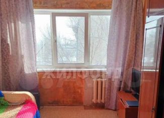 Продам комнату, 18 м2, Барнаул, улица Георгия Исакова, 163А