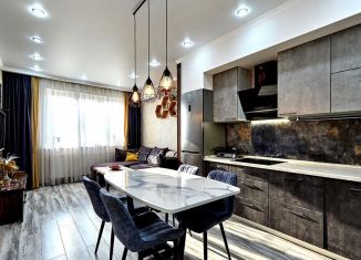 Продаю 3-ком. квартиру, 98 м2, Краснодар, Восточно-Кругликовская улица, 30, микрорайон Панорама