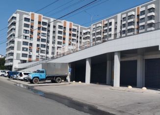 Продаю машиноместо, 20 м2, Крым, улица 51-й Армии, 55