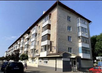 Продаю помещение свободного назначения, 45 м2, Нефтекамск, Комсомольский проспект, 21