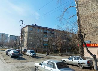 Однокомнатная квартира на продажу, 30.3 м2, Екатеринбург, улица Татищева, 72, улица Татищева