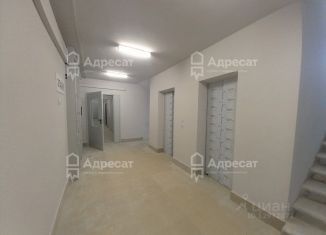 Продажа двухкомнатной квартиры, 35.3 м2, Волгоград, улица Гаря Хохолова, 9