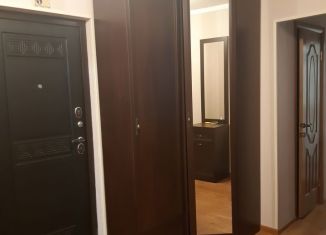 Продается 2-комнатная квартира, 53.6 м2, Владикавказ, 7-й микрорайон, улица Цоколаева, 2к2