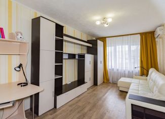 Продается однокомнатная квартира, 37 м2, Екатеринбург, улица Миномётчиков, 44, улица Миномётчиков