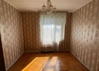 Продается трехкомнатная квартира, 63.5 м2, Москва, Беловежская улица, 53К2, станция Немчиновка