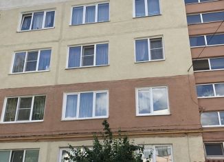 3-комнатная квартира на продажу, 65 м2, рабочий посёлок Луховка, Заводская улица, 9
