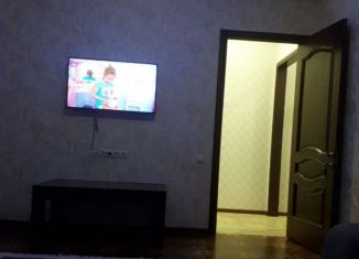 Сдам в аренду 1-комнатную квартиру, 51 м2, Дагестан, улица Хандадаша Тагиева, 35Е