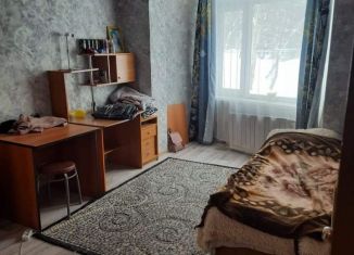 Продам трехкомнатную квартиру, 61.3 м2, Вилючинск, Спортивная улица, 1